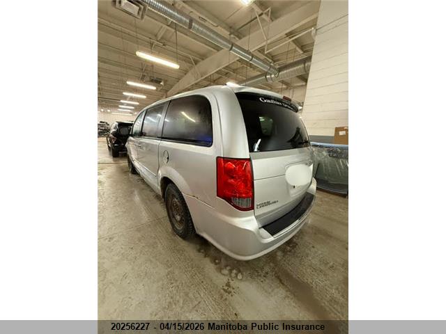 2011 Dodge Grand Caravan Sxt მანქანა იყიდება აუქციონზე, vin: 2D4RN4DG7BR736582, აუქციონის ნომერი: 20256227