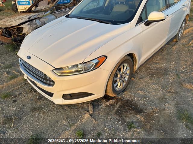 1FA6P0G71F5126801 Ford FUSION S