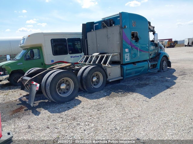 1XPBDP9X4GD323913 Peterbilt 579