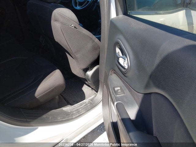 Продажа на аукционе авто 2015 Jeep Cherokee North, vin: 1C4PJMCB8FW754382, номер лота: 20256258