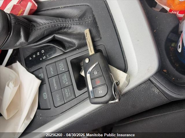 20256260 :رقم المزاد ، 2T3B1RFV1LC124826 vin ، 2020 Toyota Rav4 Le مزاد بيع