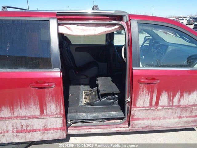 2C4RDGBGXER281526 Dodge Grand Caravan Sxt