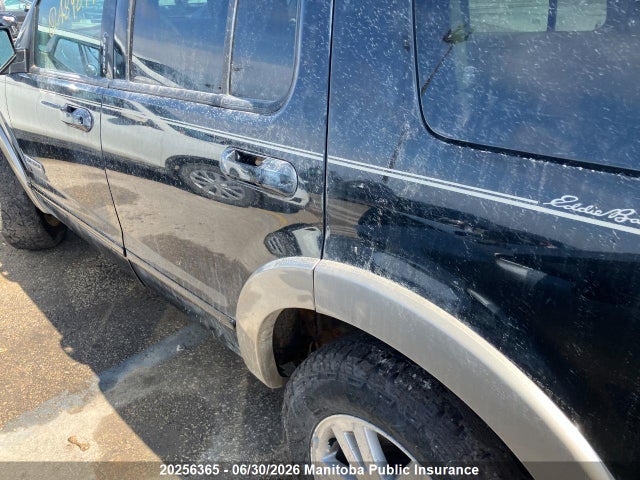 2006 Ford Explorer Eddie Bauer მანქანა იყიდება აუქციონზე, vin: 1FMEU74E46UA84877, აუქციონის ნომერი: 20256365