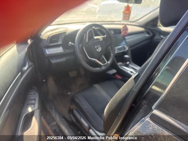 Продажа на аукционе авто 2016 Honda Civic Lx, vin: 2HGFC2F56GH013715, номер лота: 20256384