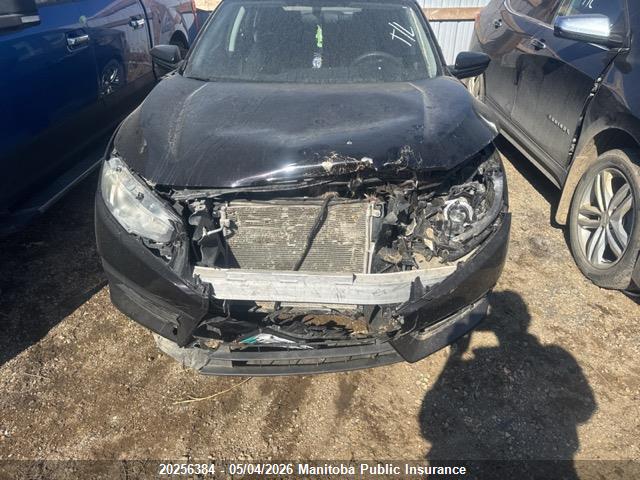 Продажа на аукционе авто 2016 Honda Civic Lx, vin: 2HGFC2F56GH013715, номер лота: 20256384