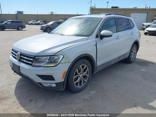 20256434 :رقم المزاد ، 3VV2B7AX1JM169175 vin ، 2018 Volkswagen Tiguan 2.0 Tsi مزاد بيع
