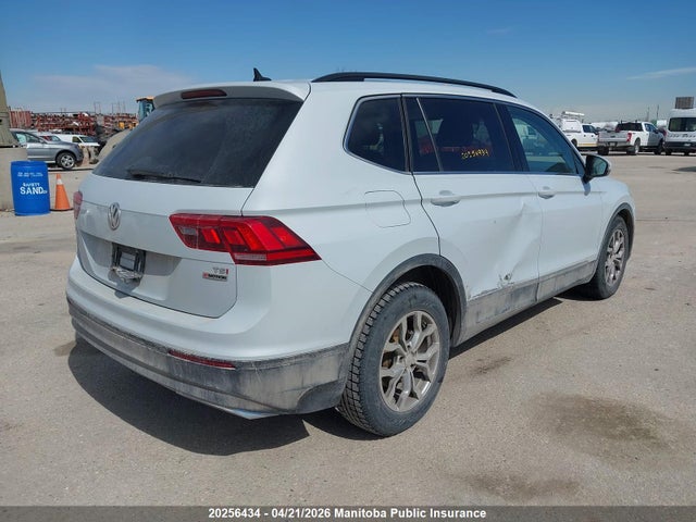 20256434 :رقم المزاد ، 3VV2B7AX1JM169175 vin ، 2018 Volkswagen Tiguan 2.0 Tsi مزاد بيع