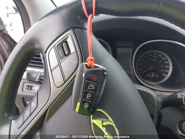 5XYZUDLB0GG321167 Hyundai Santa Fe Sport 2.4 Luxury