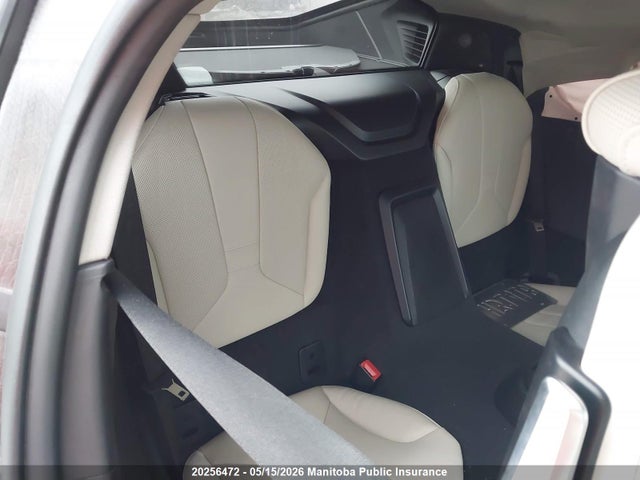 WBY2Z2C51FV392028 BMW I8