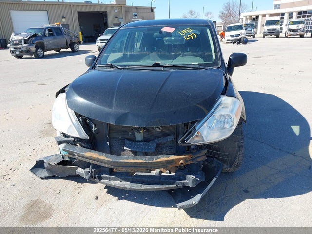 2010 Nissan Versa 1.8 Sl მანქანა იყიდება აუქციონზე, vin: 3N1BC1CPXAL445870, აუქციონის ნომერი: 20256477