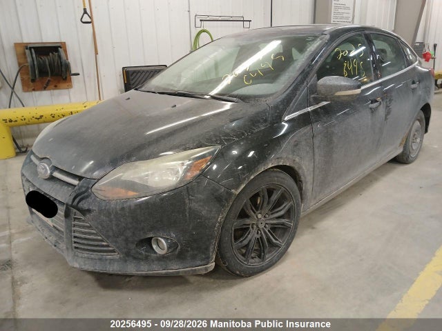 Ford Focus Titanium 2014 1FADP3J23EL331570 Image 2