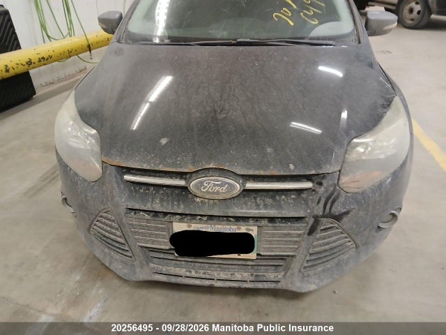 Ford Focus Titanium 2014 1FADP3J23EL331570 Image 3