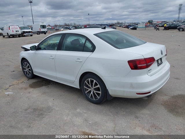 3VWD67AJ1GM265885 Volkswagen Jetta 1.4 Tsi
