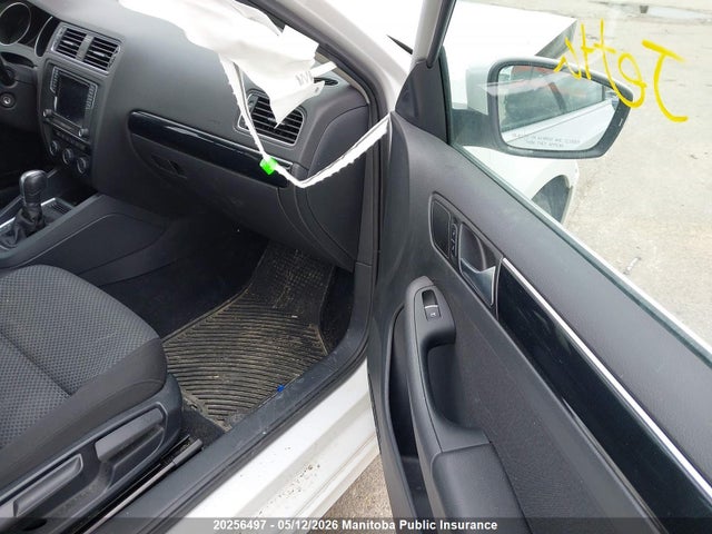 3VWD67AJ1GM265885 Volkswagen Jetta 1.4 Tsi