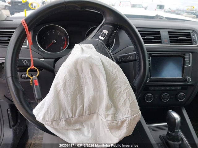 3VWD67AJ1GM265885 Volkswagen Jetta 1.4 Tsi