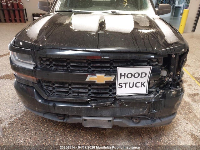 1GCVKPEC0HZ211086 Chevrolet Silverado 1500 Lt Double Cab