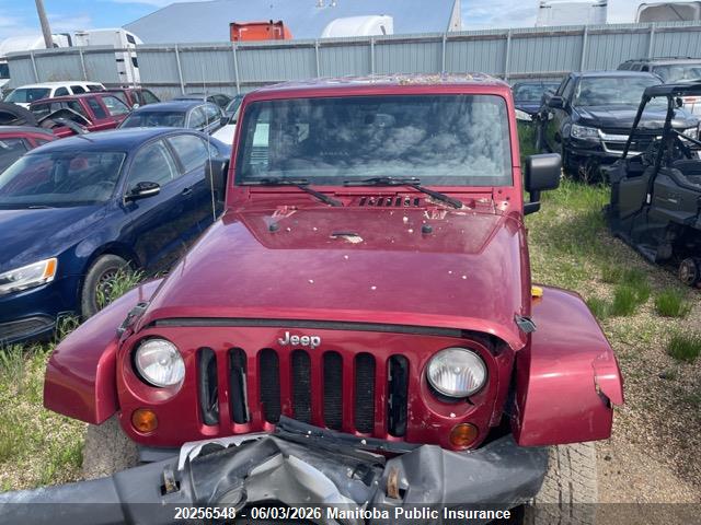 20256548 :رقم المزاد ، 1C4AJWBG8DL604690 vin ، 2013 Jeep Wrangler Sahara مزاد بيع