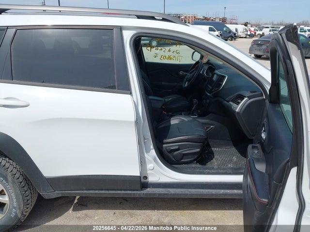Продажа на аукционе авто 2014 Jeep Cherokee Trailhawk, vin: 1C4PJMBS1EW152603, номер лота: 20256645