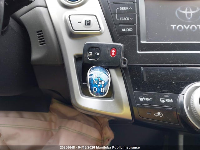 2012 Toyota Prius V მანქანა იყიდება აუქციონზე, vin: JTDZN3EU2C3087585, აუქციონის ნომერი: 20256648
