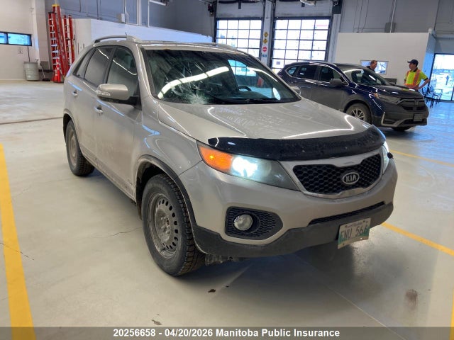 20256658 :رقم المزاد ، 5XYKUDA22DG318433 vin ، 2013 Kia Sorento Ex V6 مزاد بيع