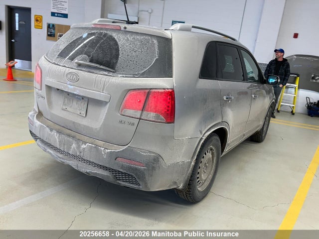 20256658 :رقم المزاد ، 5XYKUDA22DG318433 vin ، 2013 Kia Sorento Ex V6 مزاد بيع