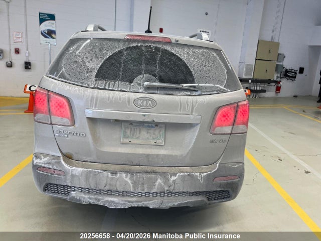 20256658 :رقم المزاد ، 5XYKUDA22DG318433 vin ، 2013 Kia Sorento Ex V6 مزاد بيع