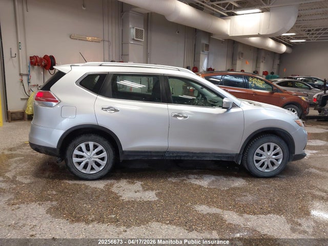 Продаж на аукціоні авто 2015 Nissan Rogue S, vin: 5N1AT2MV3FC791835, номер лоту: 20256673