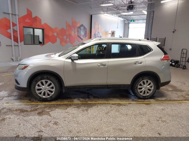 Продаж на аукціоні авто 2015 Nissan Rogue S, vin: 5N1AT2MV3FC791835, номер лоту: 20256673