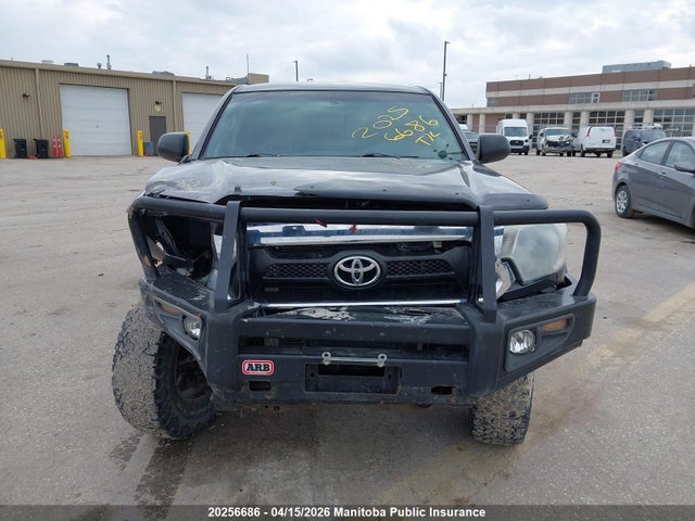5TFMU4FN3FX030318 Toyota Tacoma Double Cab V6