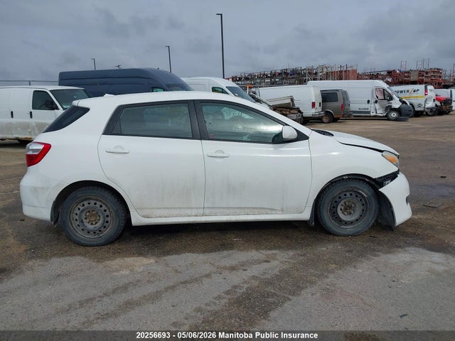 20256693 :رقم المزاد ، 2T1KE4EE6AC034974 vin ، 2010 Toyota Matrix مزاد بيع