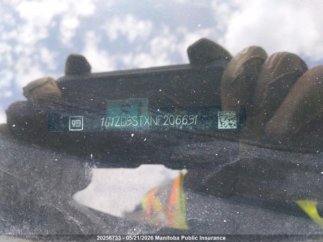 1G1ZD5STXNF206651 Chevrolet MALIBU LT