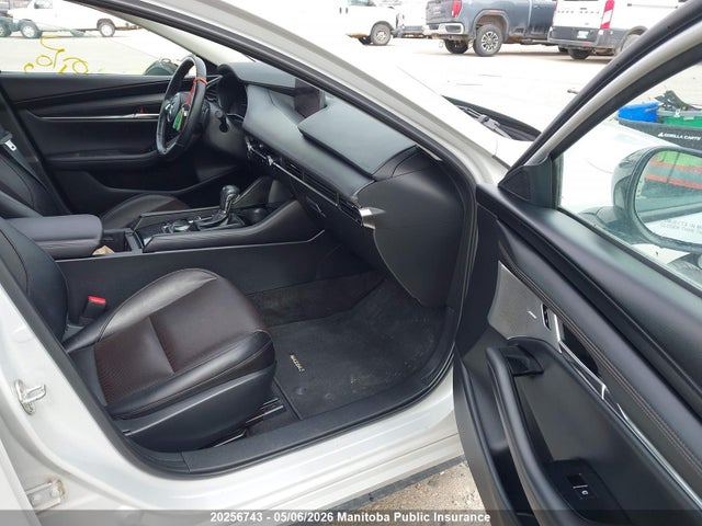 JM1BPBDY6R1657957 Mazda Mazda3 Gt 2.5t I-activ