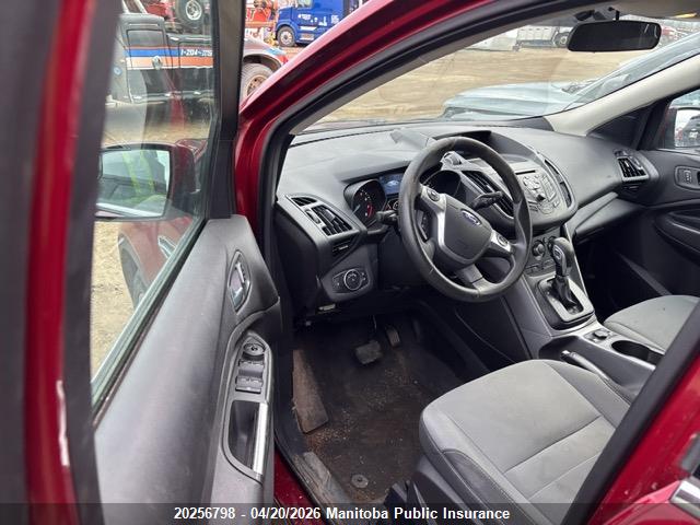 Продаж на аукціоні авто 2015 Ford Escape Se, vin: 1FMCU9GX5FUC08591, номер лоту: 20256798
