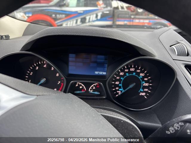 Продаж на аукціоні авто 2015 Ford Escape Se, vin: 1FMCU9GX5FUC08591, номер лоту: 20256798