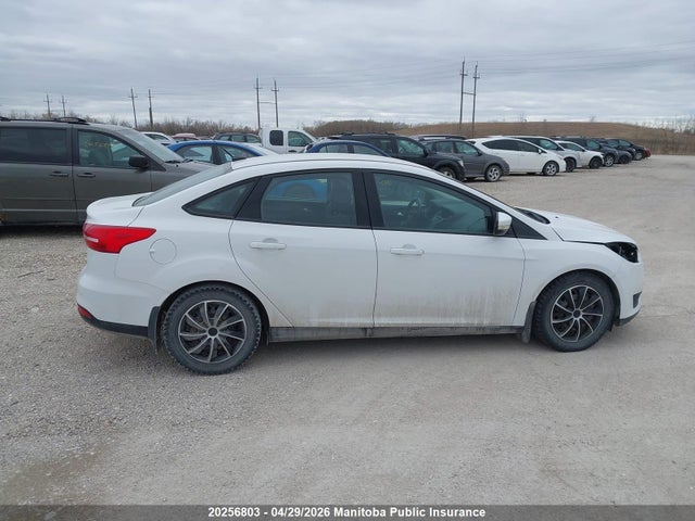 Продажа на аукционе авто 2015 Ford Focus Se, vin: 1FADP3F27FL352173, номер лота: 20256803
