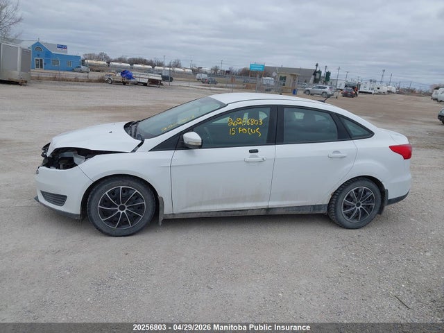 Продажа на аукционе авто 2015 Ford Focus Se, vin: 1FADP3F27FL352173, номер лота: 20256803