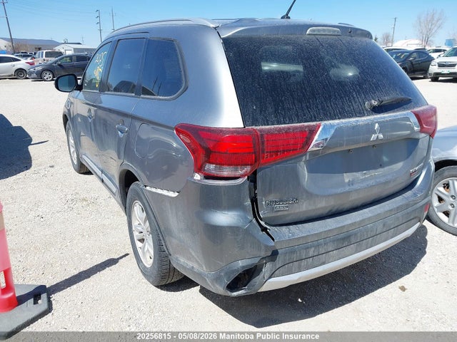 JA4JZ3AX0GZ604011 Mitsubishi Outlander Se