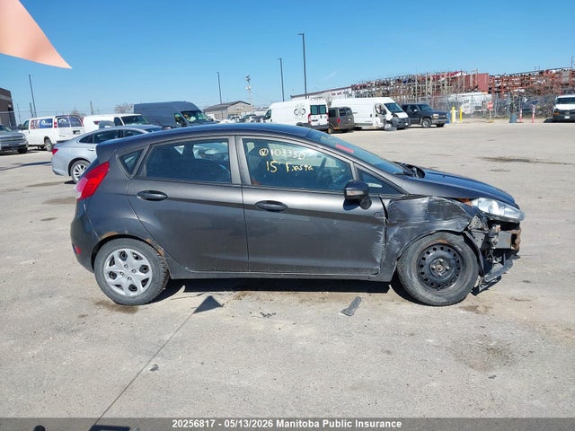 2015 Ford Fiesta Se მანქანა იყიდება აუქციონზე, vin: 3FADP4EJ6FM103330, აუქციონის ნომერი: 20256817