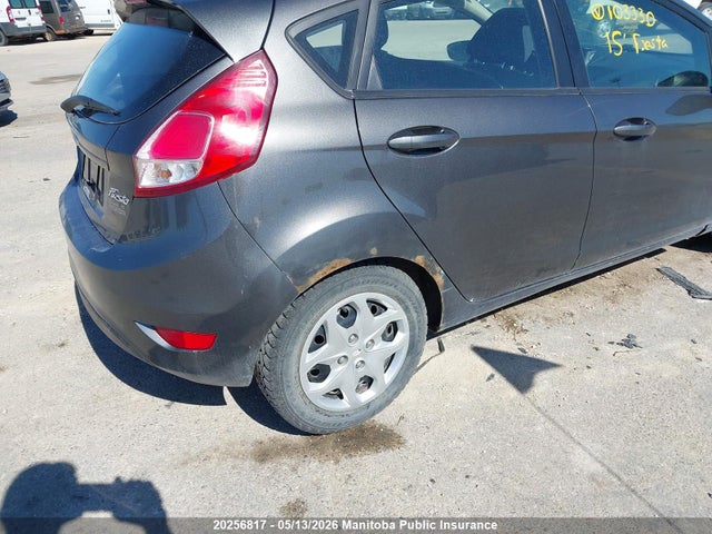 2015 Ford Fiesta Se მანქანა იყიდება აუქციონზე, vin: 3FADP4EJ6FM103330, აუქციონის ნომერი: 20256817
