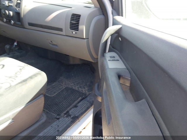 Auction sale of the 2010 Chevrolet Silverado 1500 Ls Ext Cab, vin: 1GCSKREA4AZ124505, lot number: 20256892