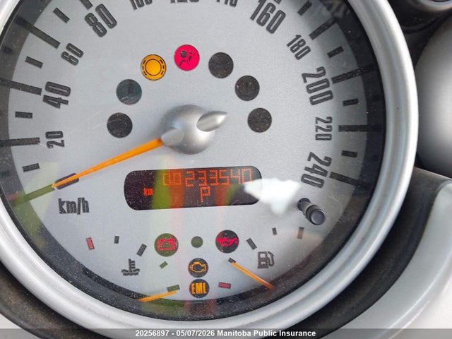 2004 Mini Cooper მანქანა იყიდება აუქციონზე, vin: WMWRC33404TJ53025, აუქციონის ნომერი: 20256897