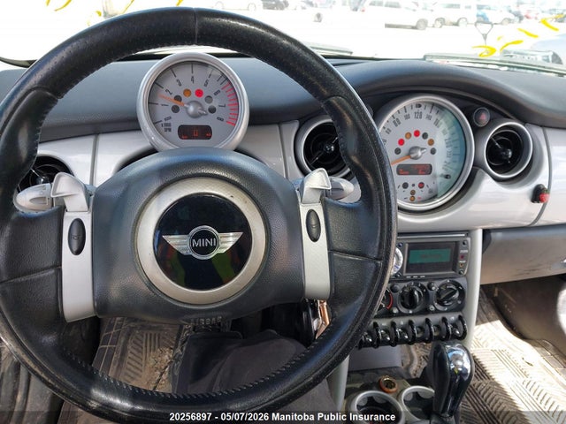2004 Mini Cooper მანქანა იყიდება აუქციონზე, vin: WMWRC33404TJ53025, აუქციონის ნომერი: 20256897