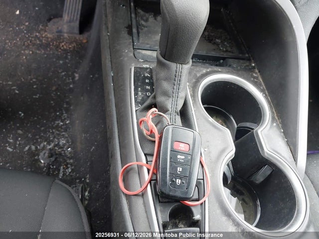 2022 Toyota Camry Le Hybrid მანქანა იყიდება აუქციონზე, vin: 4T1C31AK2NU592264, აუქციონის ნომერი: 20256931