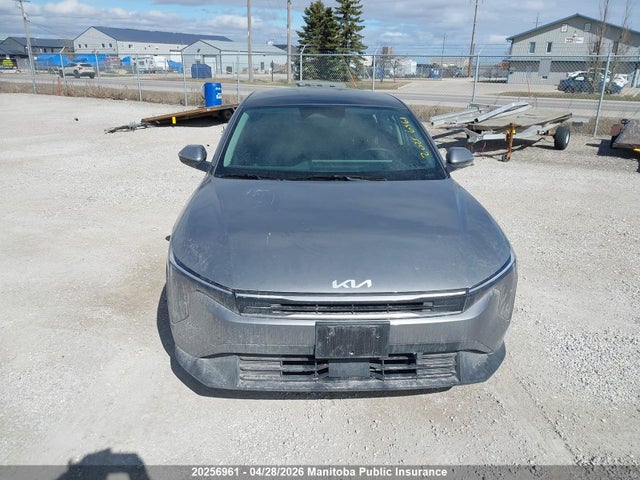 2025 Kia K4 Ex+ მანქანა იყიდება აუქციონზე, vin: 3KPFU4DE4SE096236, აუქციონის ნომერი: 20256961