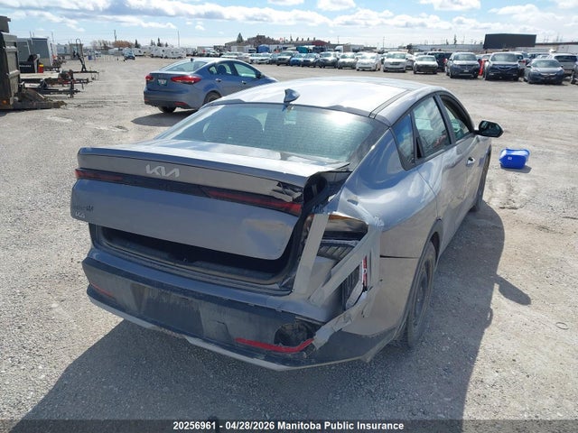 2025 Kia K4 Ex+ მანქანა იყიდება აუქციონზე, vin: 3KPFU4DE4SE096236, აუქციონის ნომერი: 20256961