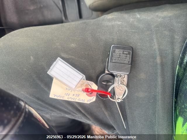 20256963 :رقم المزاد ، 1FAHP34N58W291213 vin ، 2008 Ford Focus Se مزاد بيع