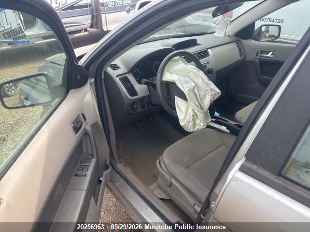 20256963 :رقم المزاد ، 1FAHP34N58W291213 vin ، 2008 Ford Focus Se مزاد بيع
