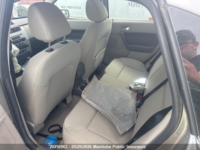 20256963 :رقم المزاد ، 1FAHP34N58W291213 vin ، 2008 Ford Focus Se مزاد بيع
