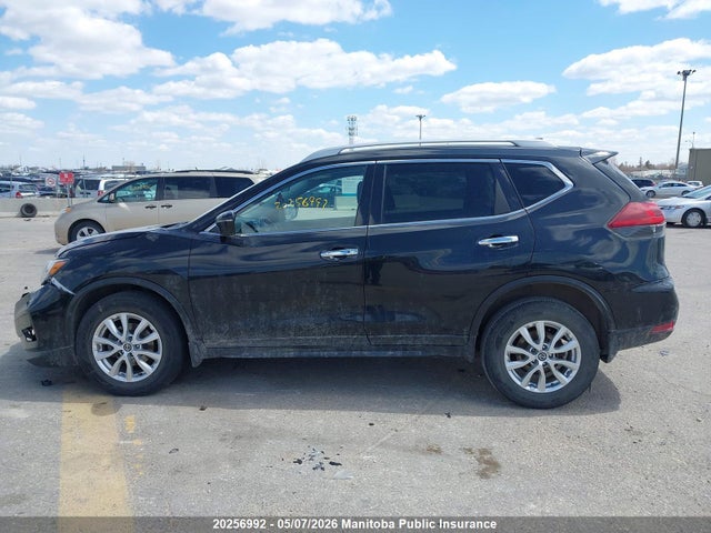 5N1AT2MV0JC809894 Nissan ROGUE SV