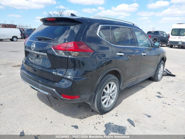 5N1AT2MV0JC809894 Nissan ROGUE SV